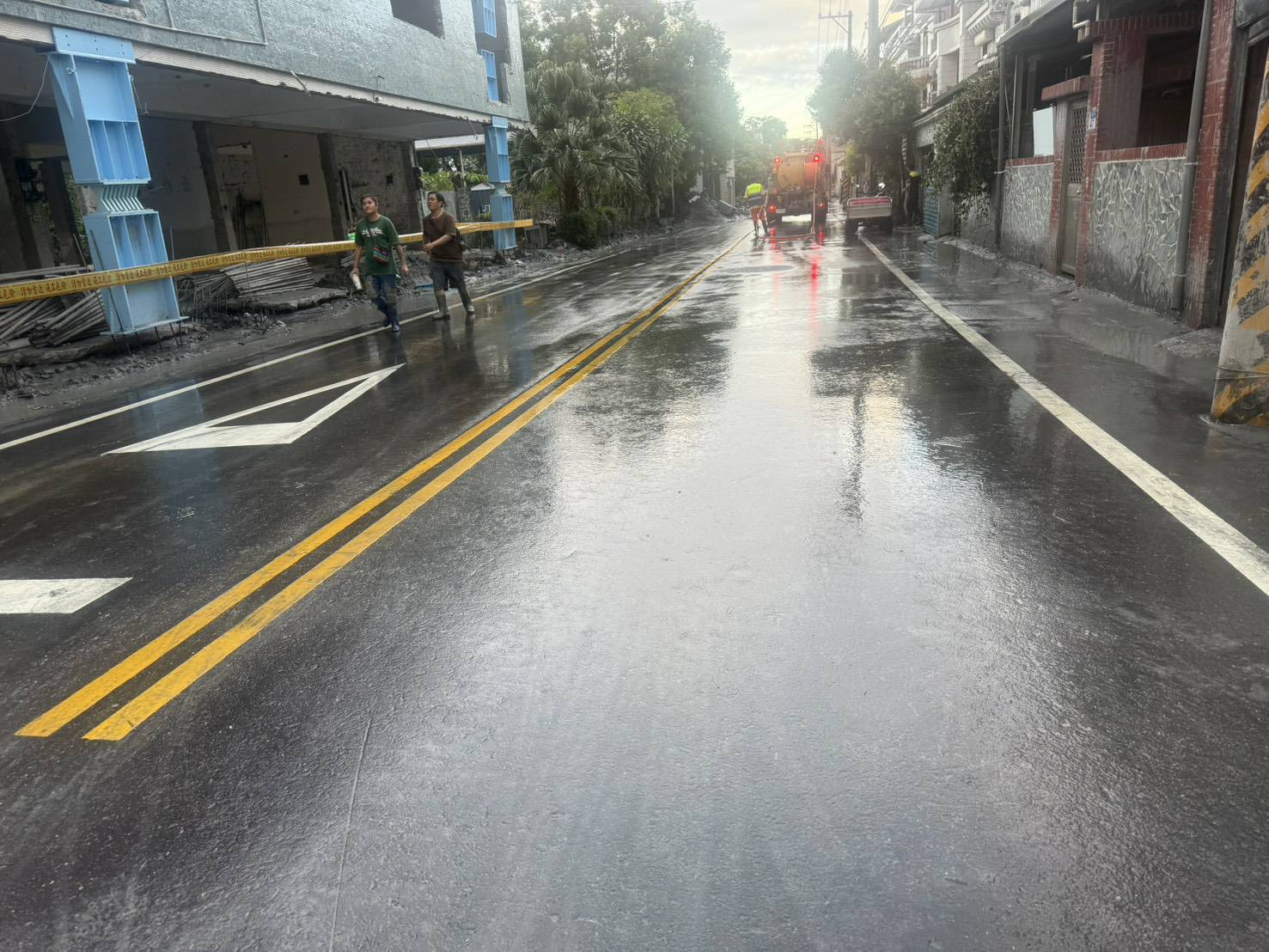 光復鄉24小時清淤　17台清溝車跨縣市馳援拚中秋前復原