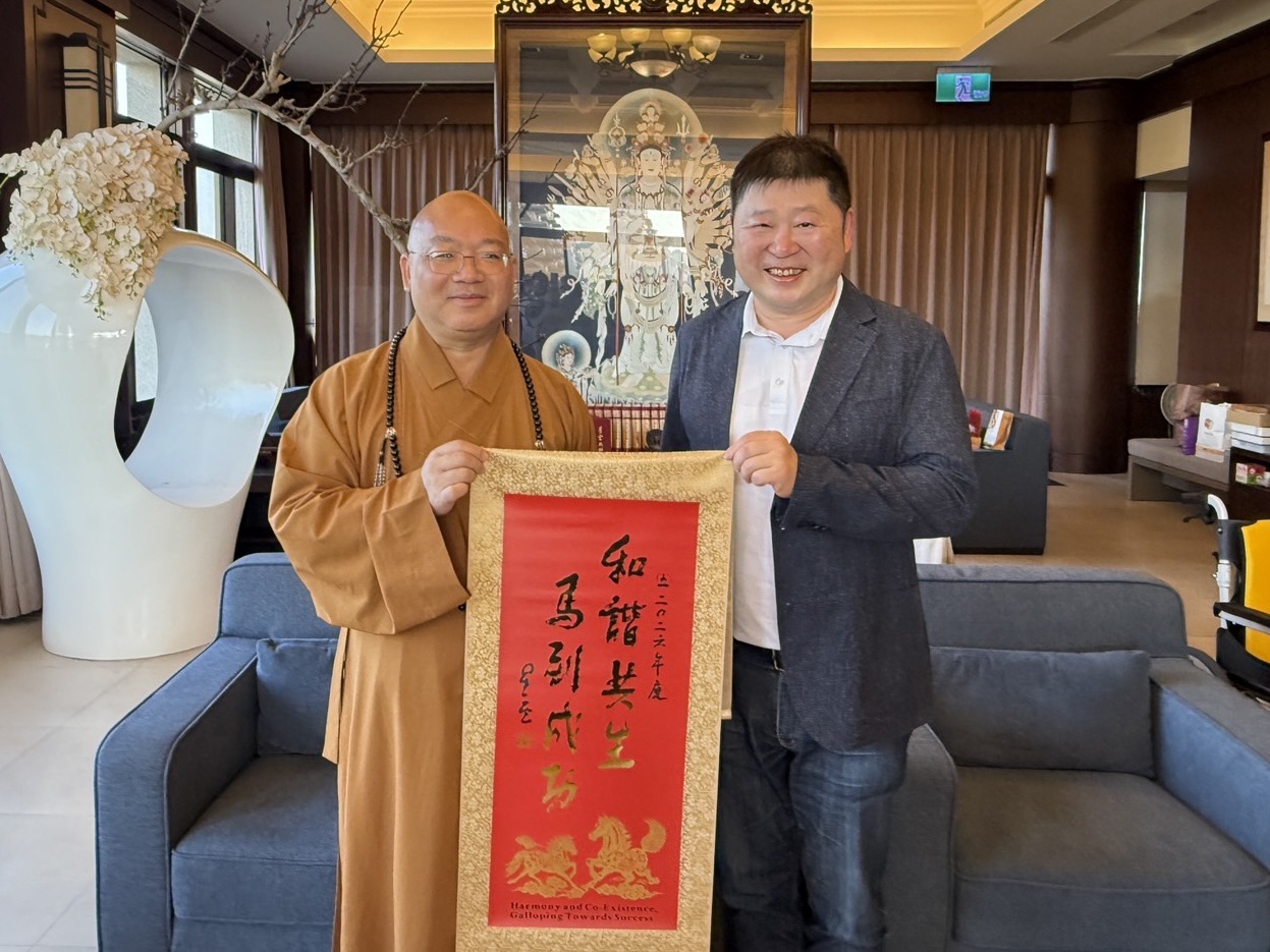 光復洪災佛光山第一時間馳援    議長張峻親赴高雄致謝